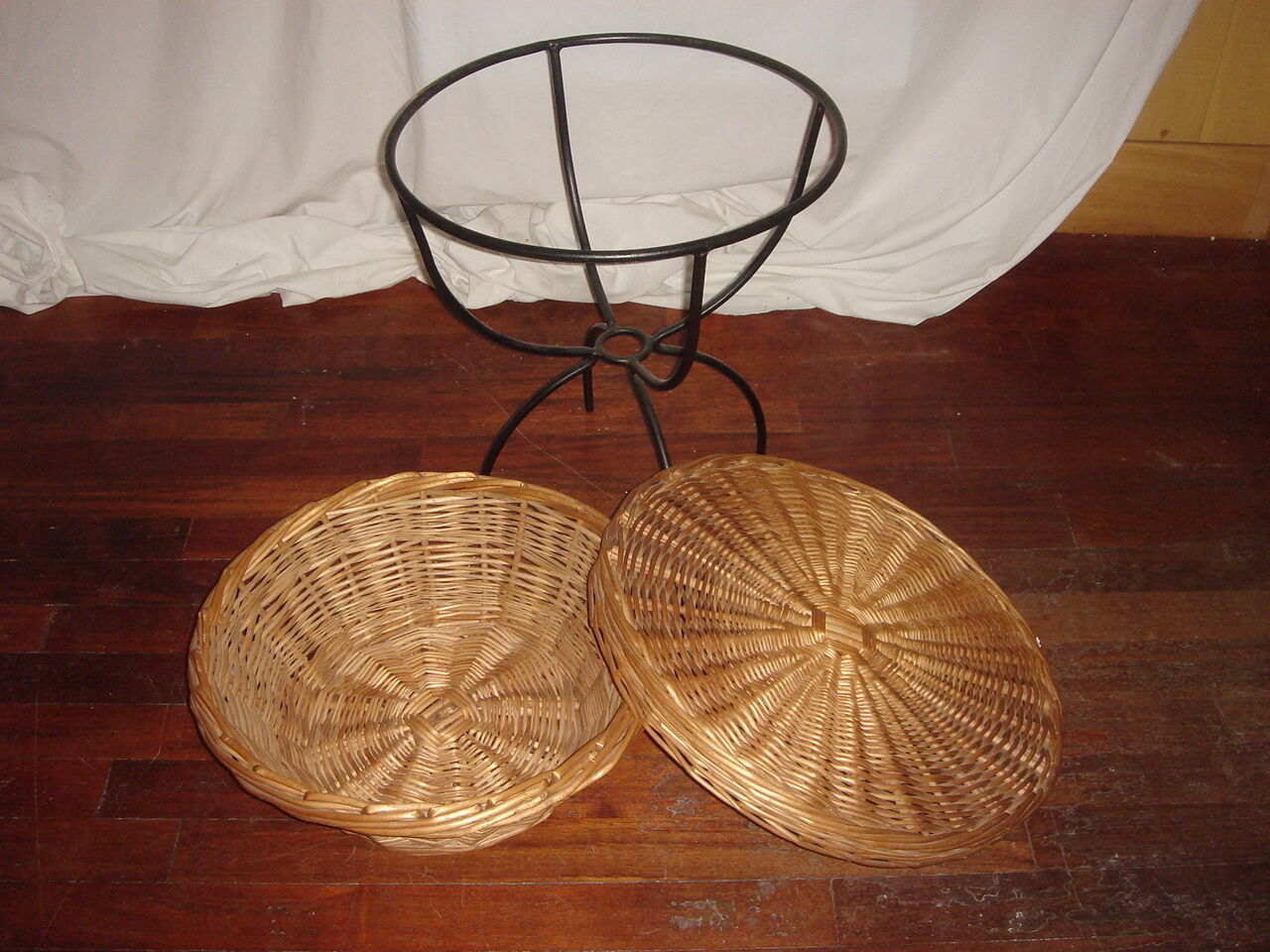 Rattan basket, wicker on foot tripod metal