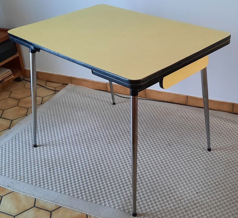 Vintage formica table