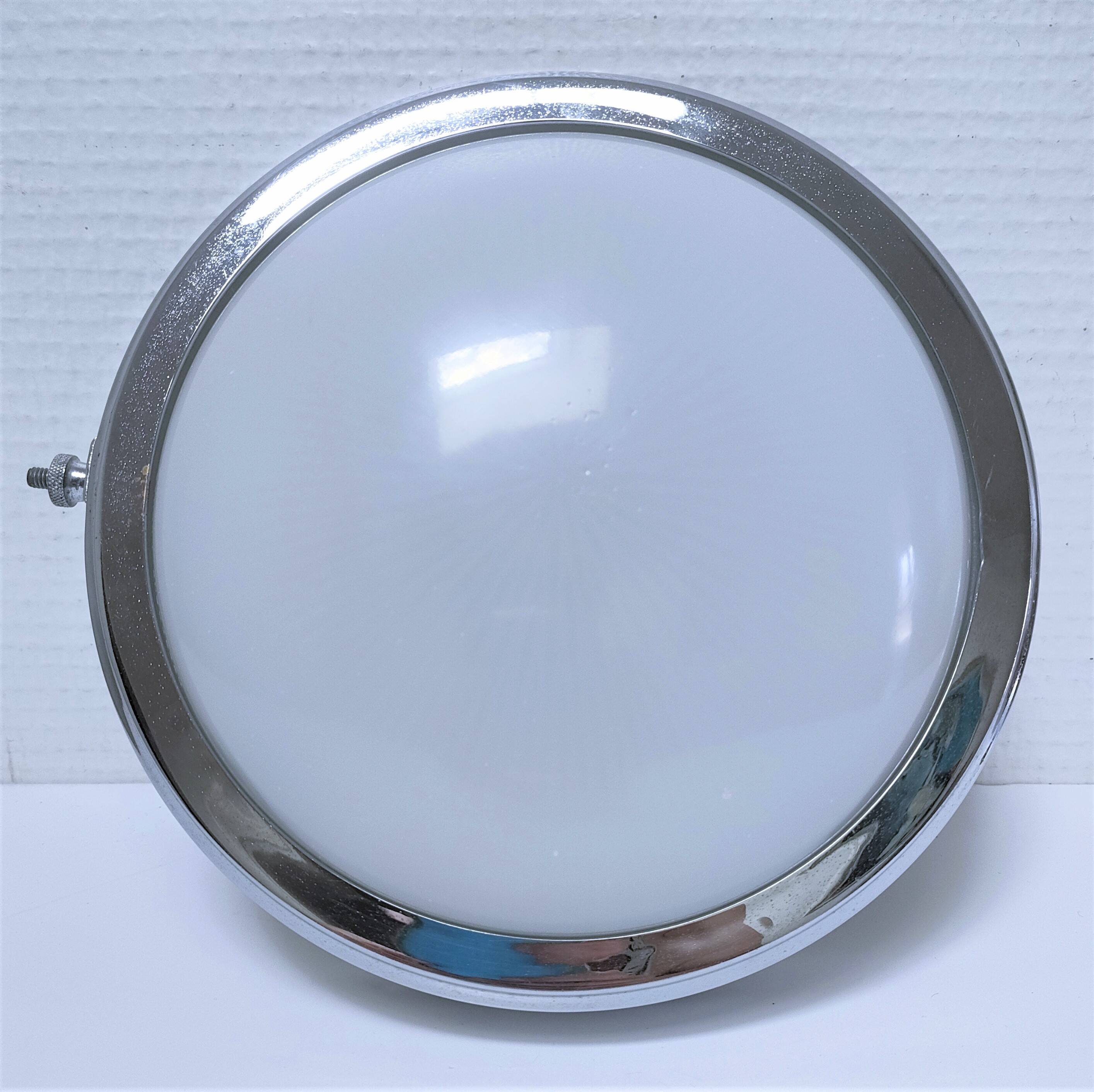Wall lamp Art Deco opaline chromed metal 30s