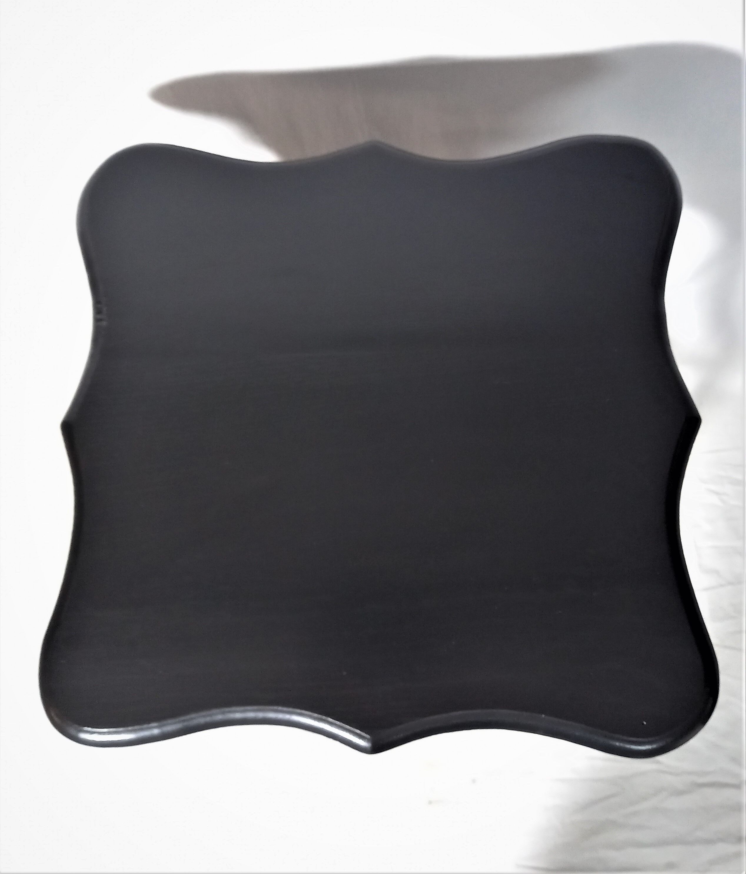 Art nouveau fifth wheel with three levels in black