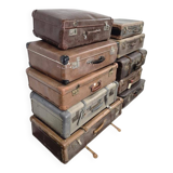 Vintage travel suitcase / trunk / chest