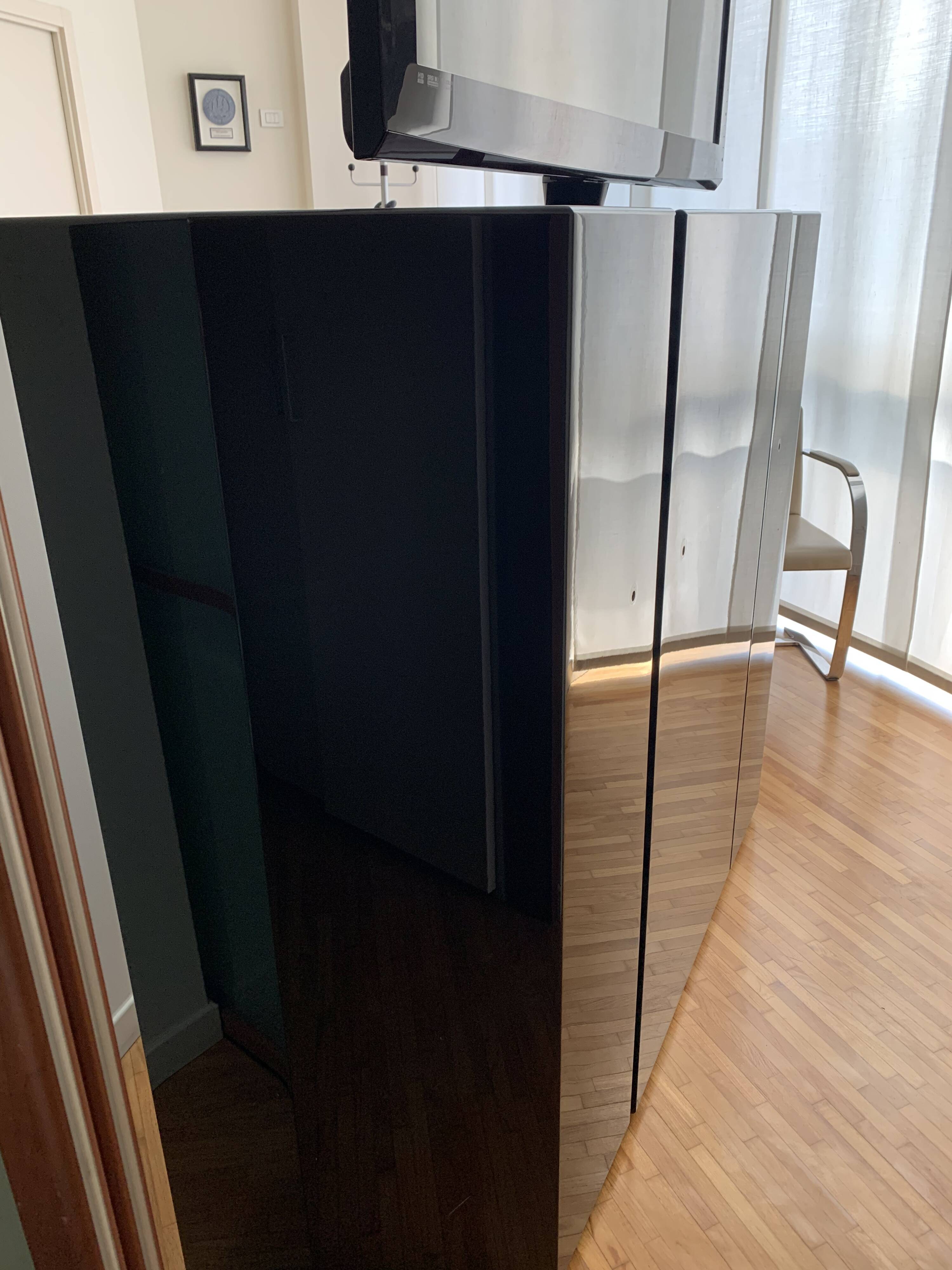 Black lacquered cabinet by Kazuhide Takahama for Cassina, 1980