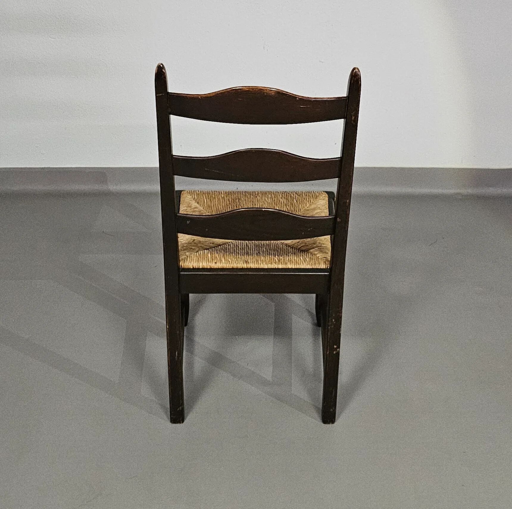 Set of 2 oak, rustic, farmhouse, ladderback dining chairs with rush seats