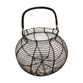 Egg basket