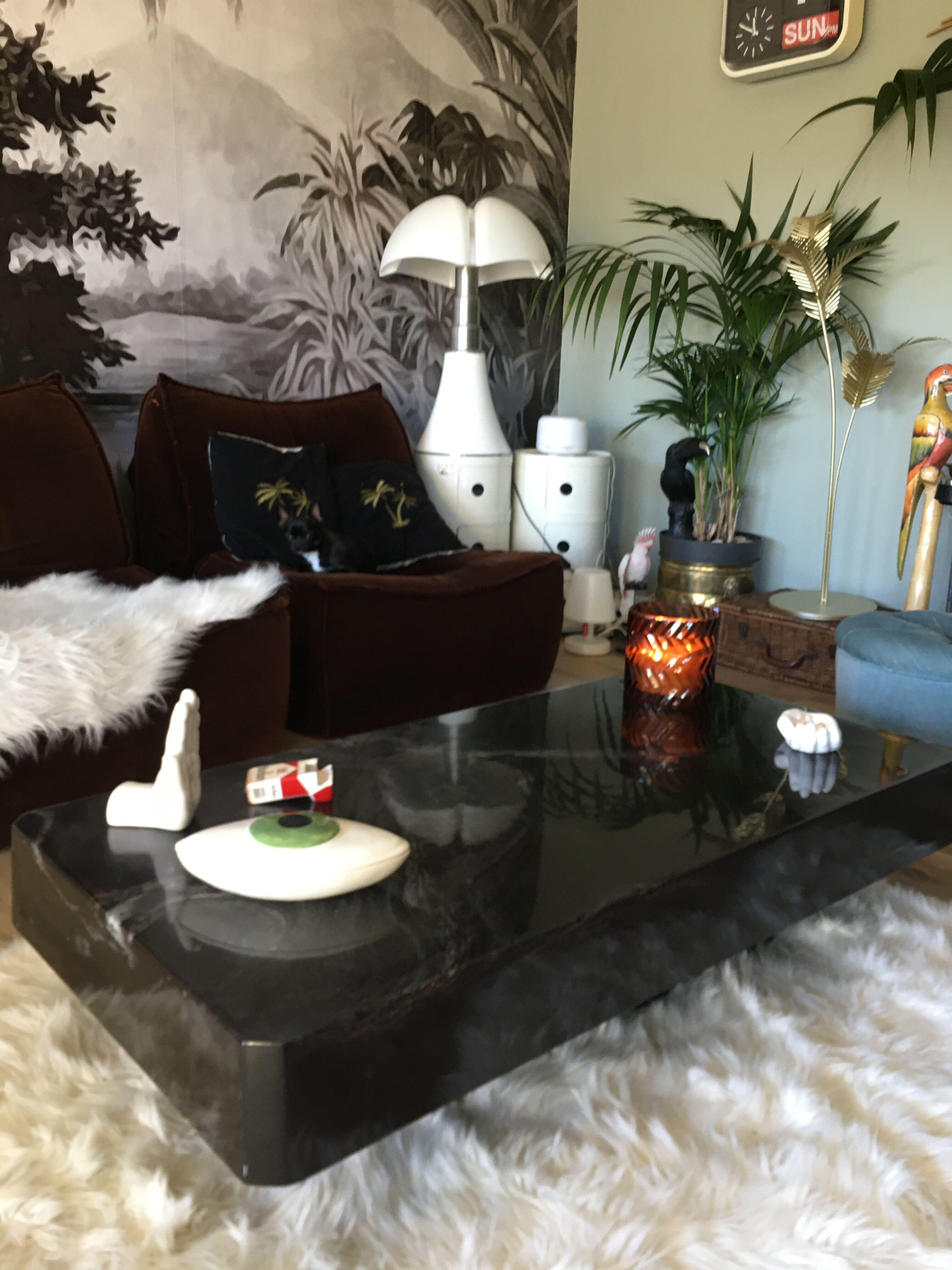 Coffee table 70s black marble effect