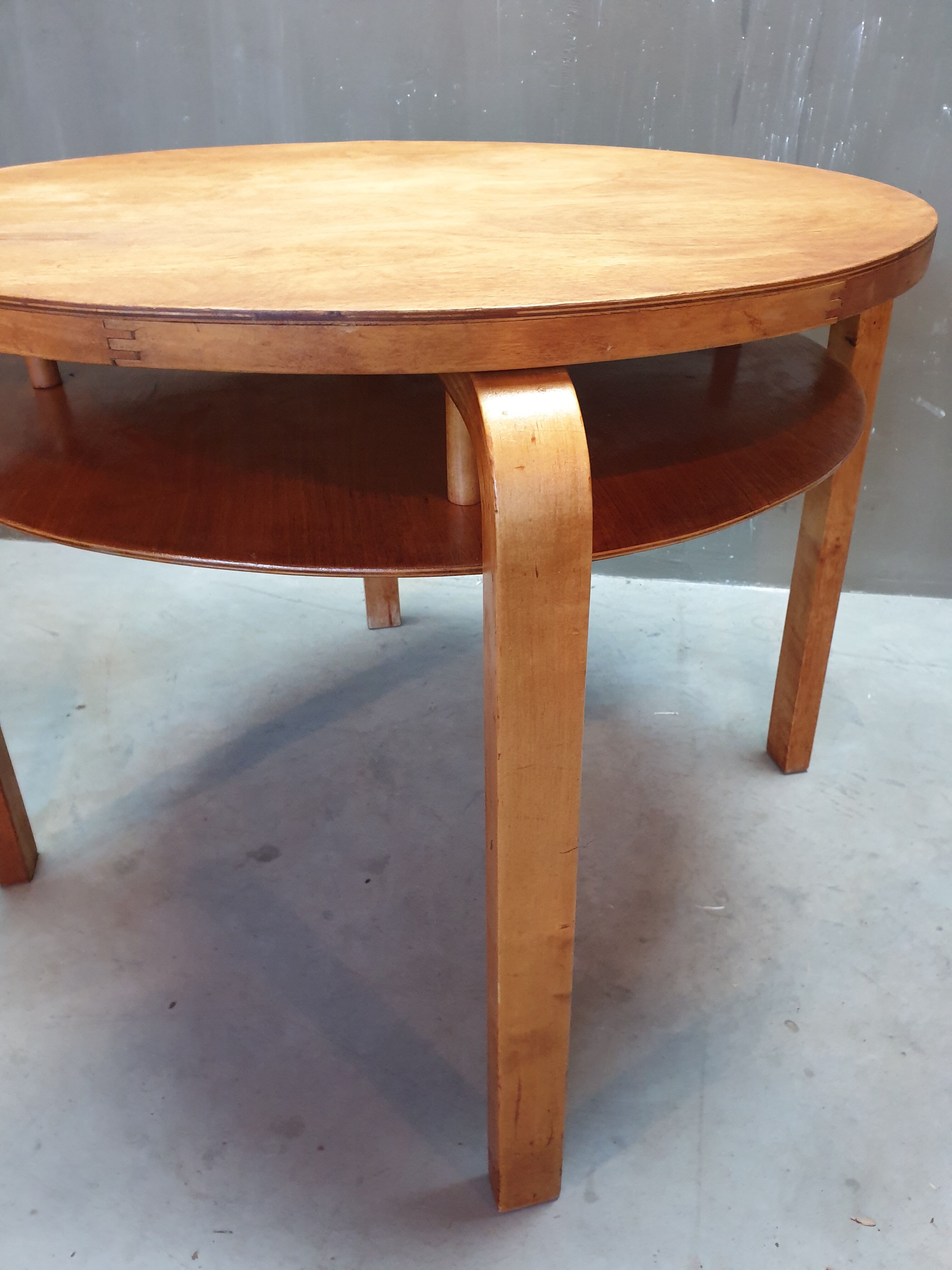 Table basse nr 907 d'Alvar Aalto pour Artek 1940