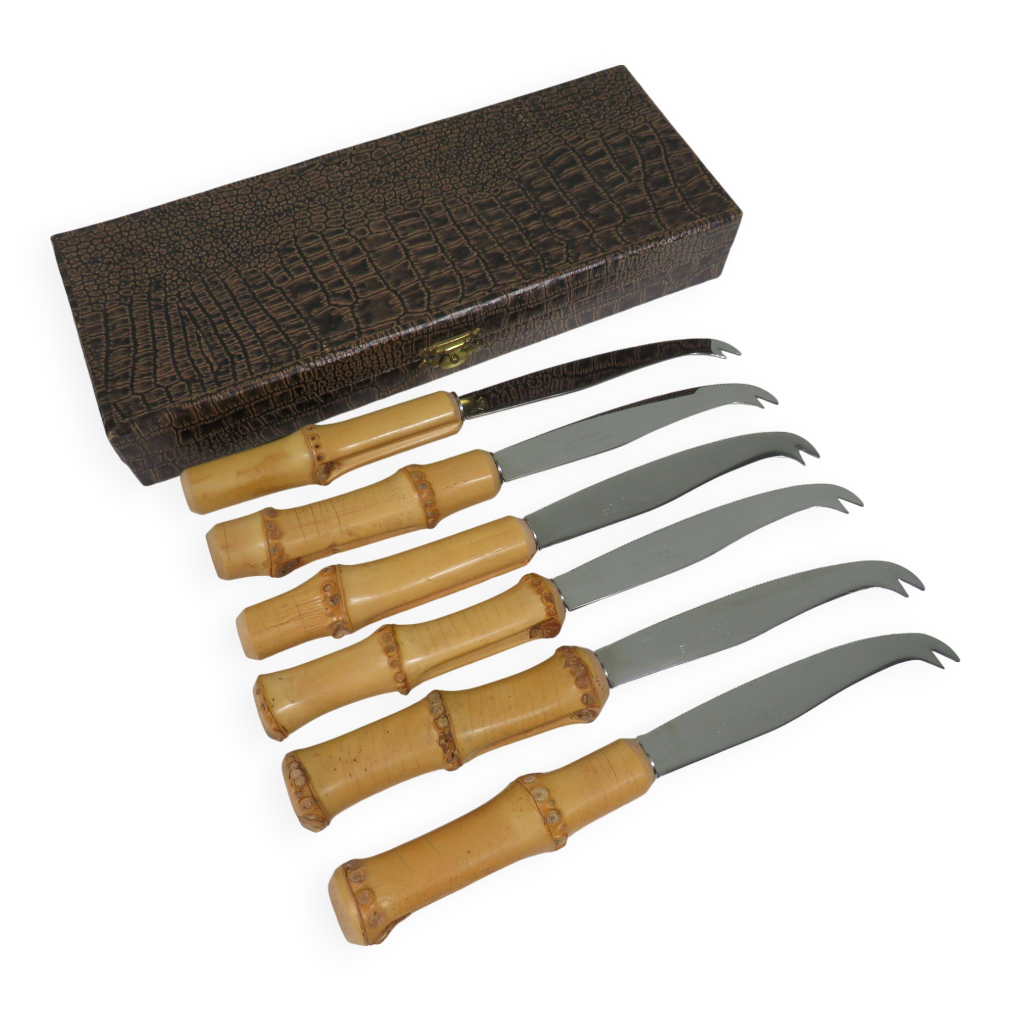 6-piece cheese set, bamboo and stainless steel, Italy 1960s