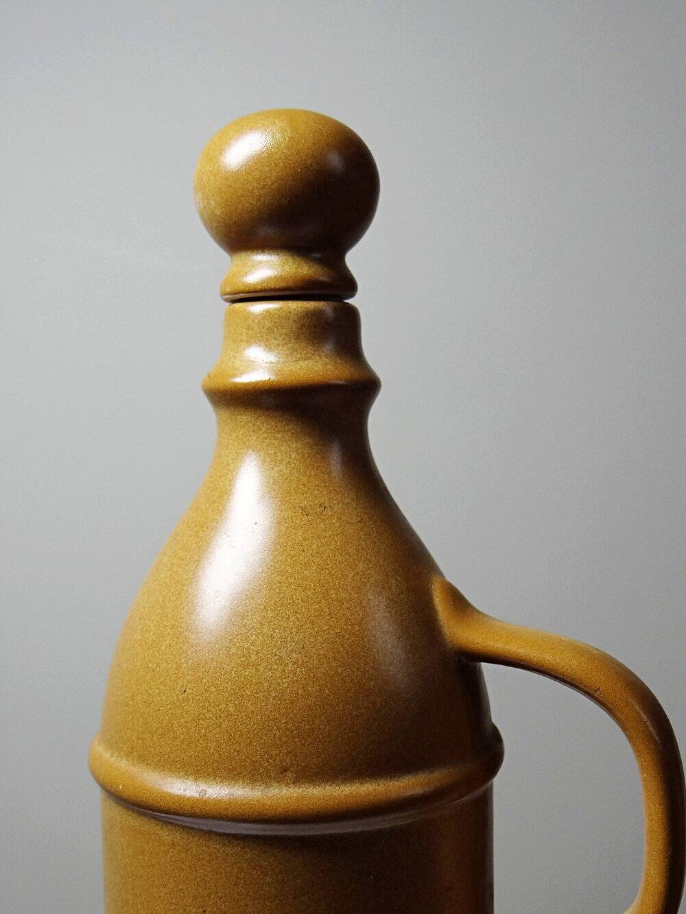 Ceramic bottle / jug / carafe in vintage stoneware style from the 60s-70s.