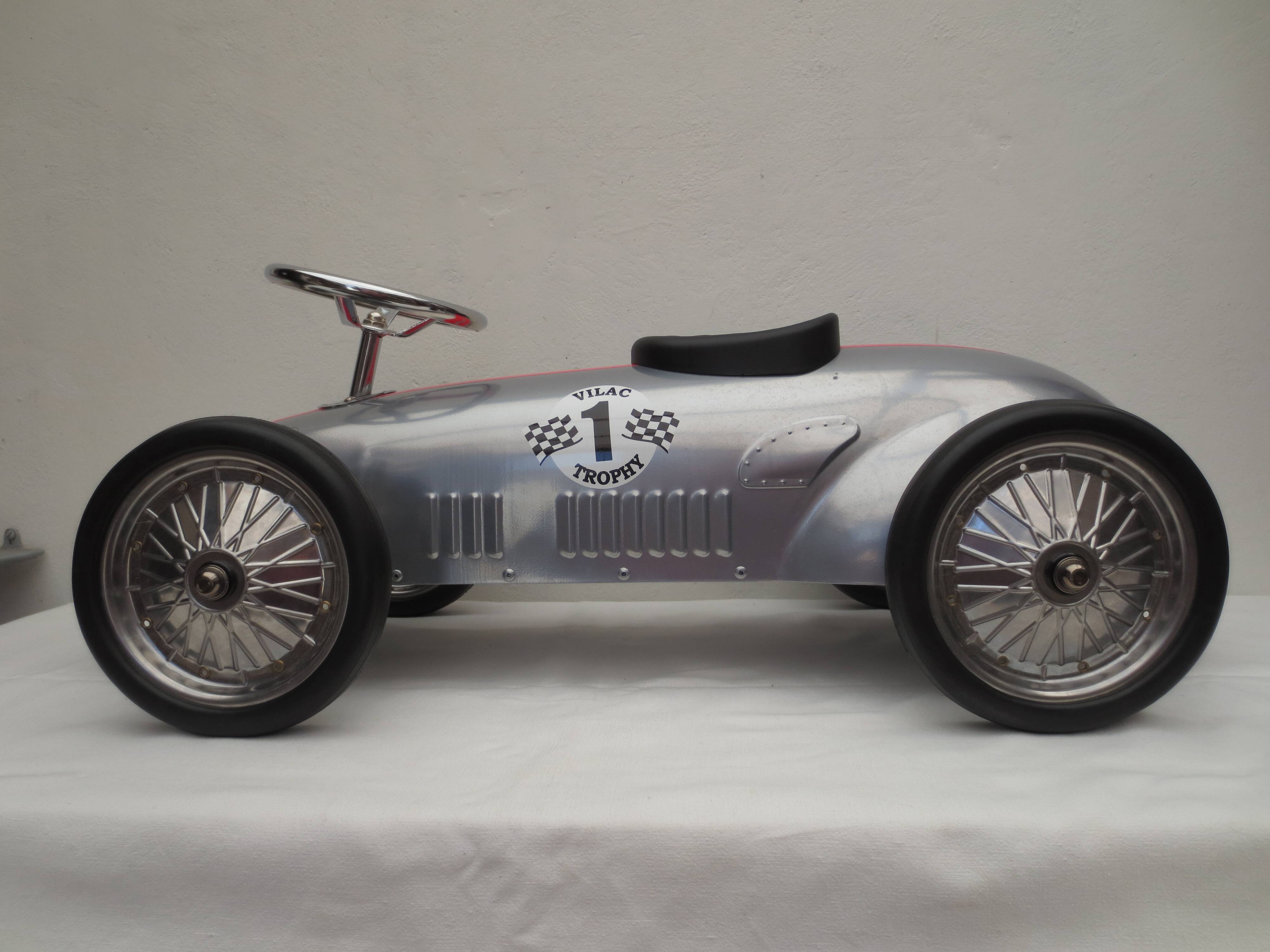 metal car for children (vilac) CE
