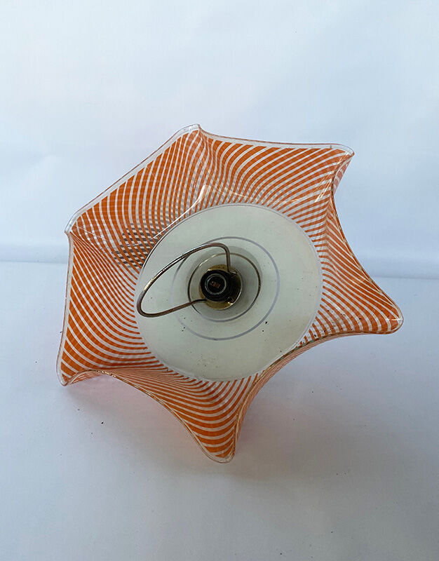 Suspension opaline