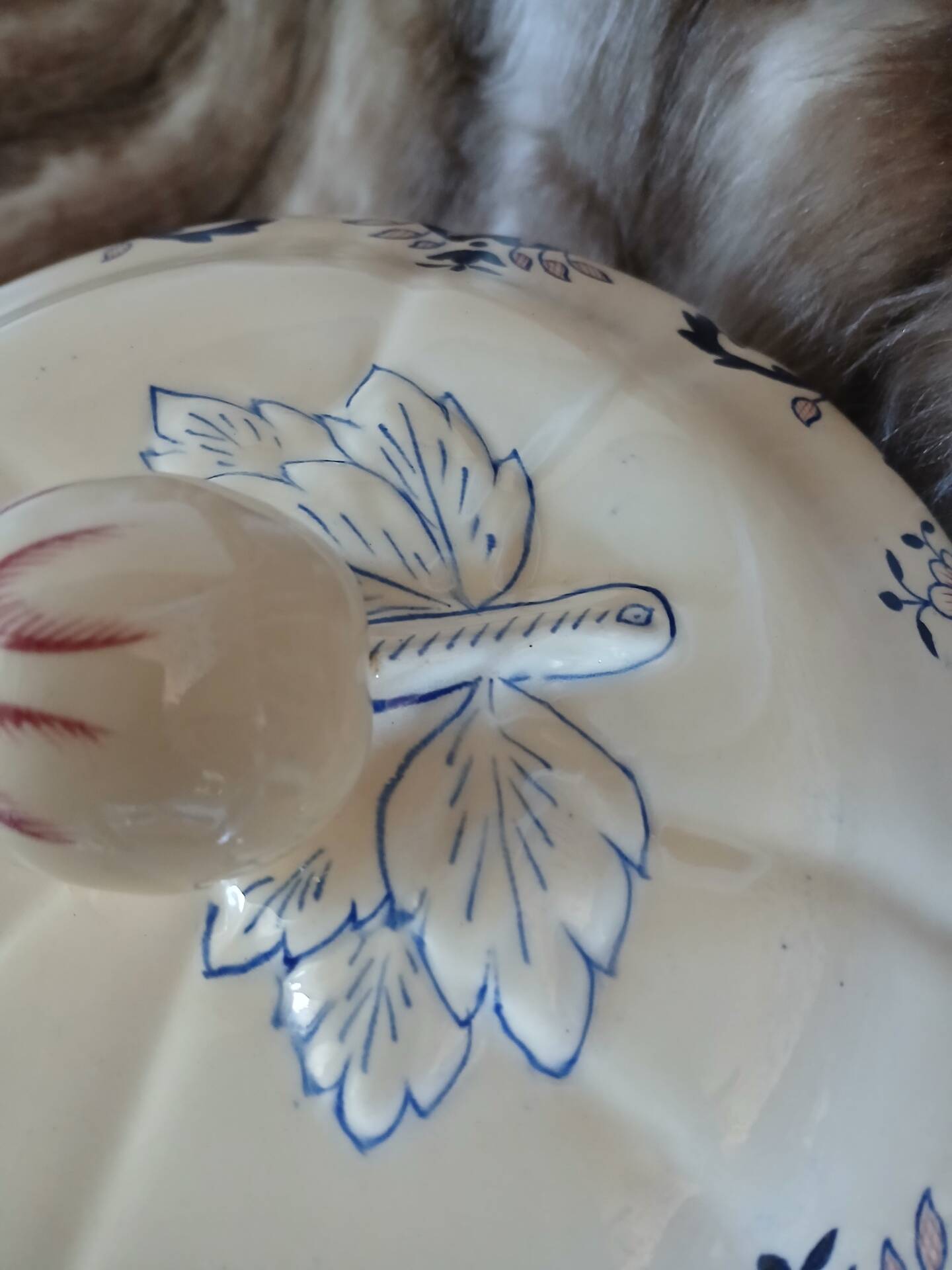Large soup tureen in Longchamp ironstone