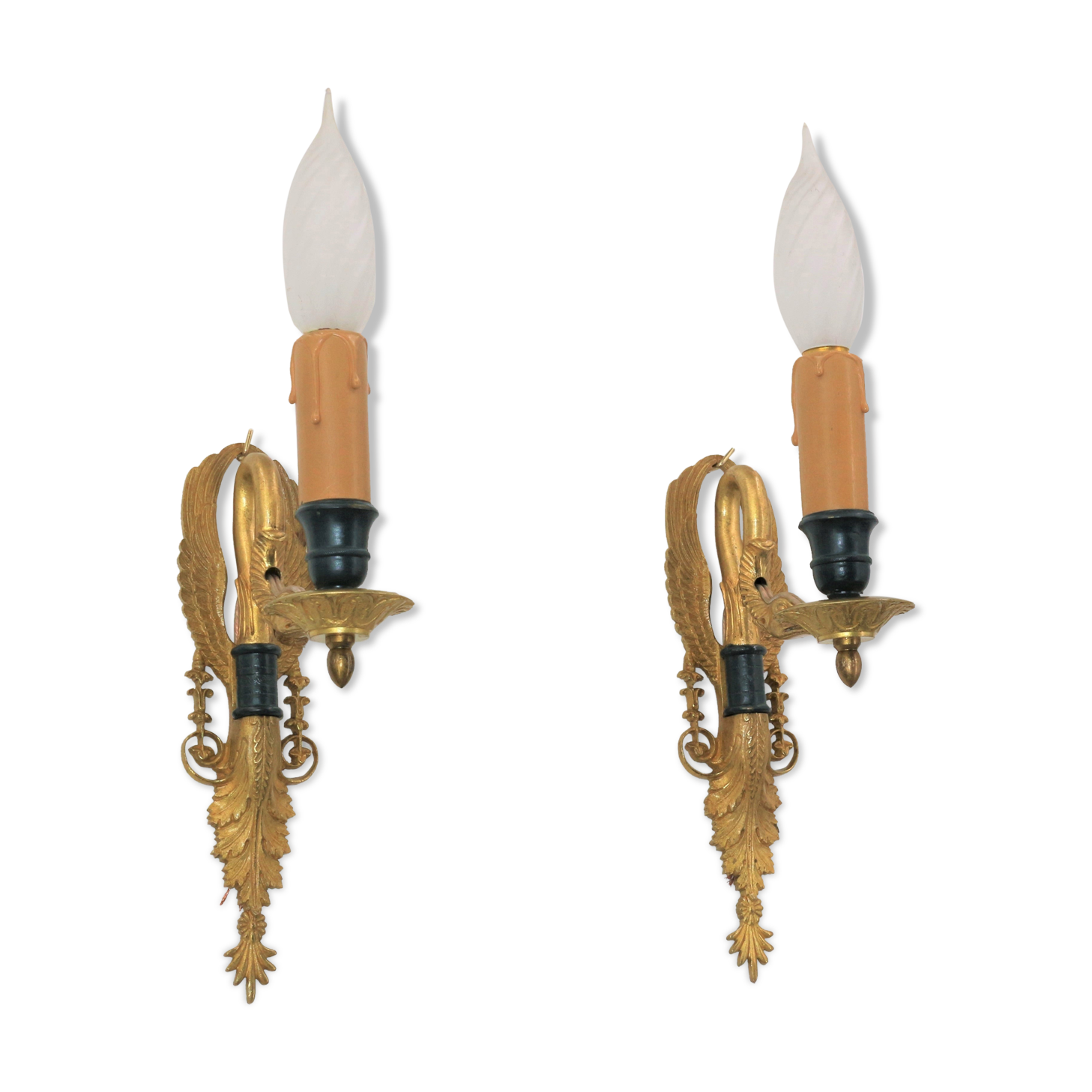 Pair of golden bronze wall lamps in triumphant empire swan style
