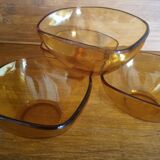 Set of 4 vintage amber glass bowls by Vereco.