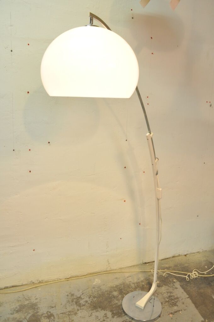 Lamp design arc of Goffredo Reggiani of 1960s Italy