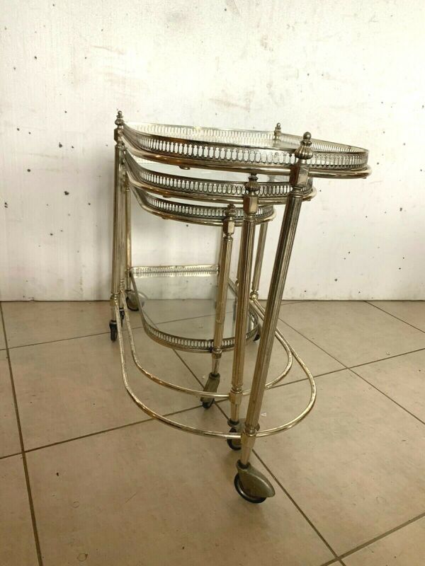 Tables Gigognes De Style Louis Xvi En Métal Argenté Xx Siècle