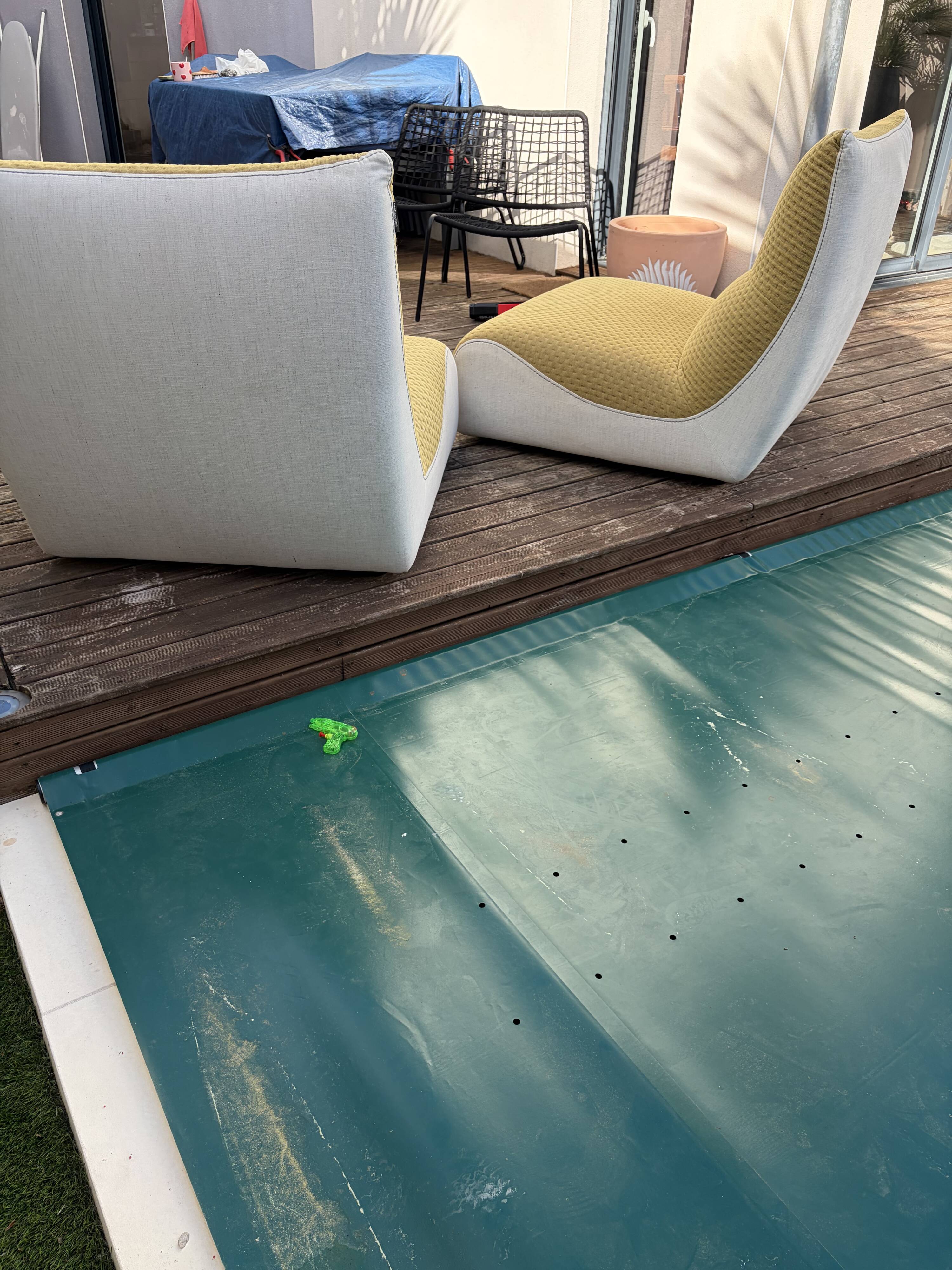 Pair of Roche Bobois armchairs, Calm Time.