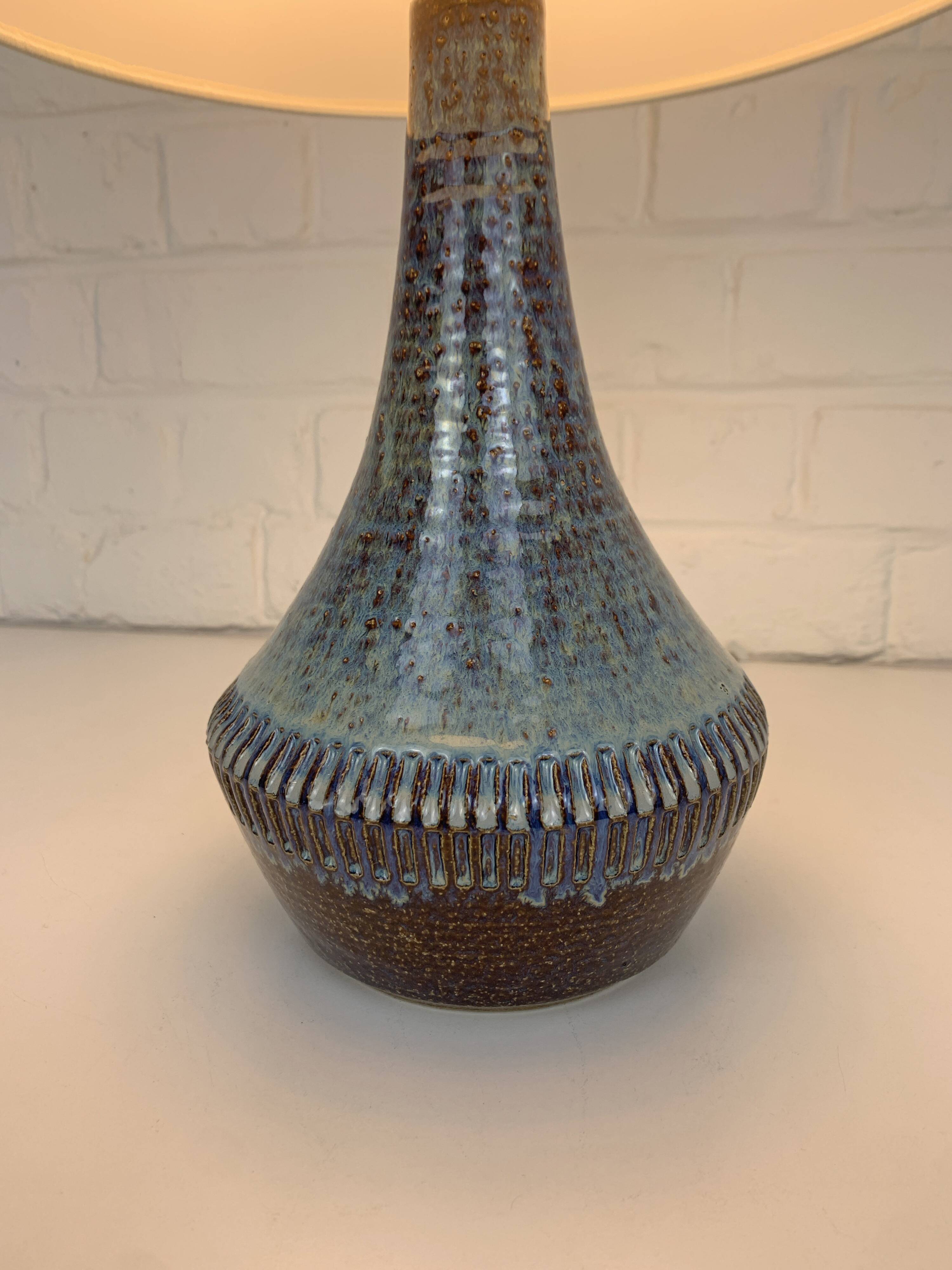 Danish table lamp in blue ceramic, Soholm Stentøj, Scandinavian Denmark