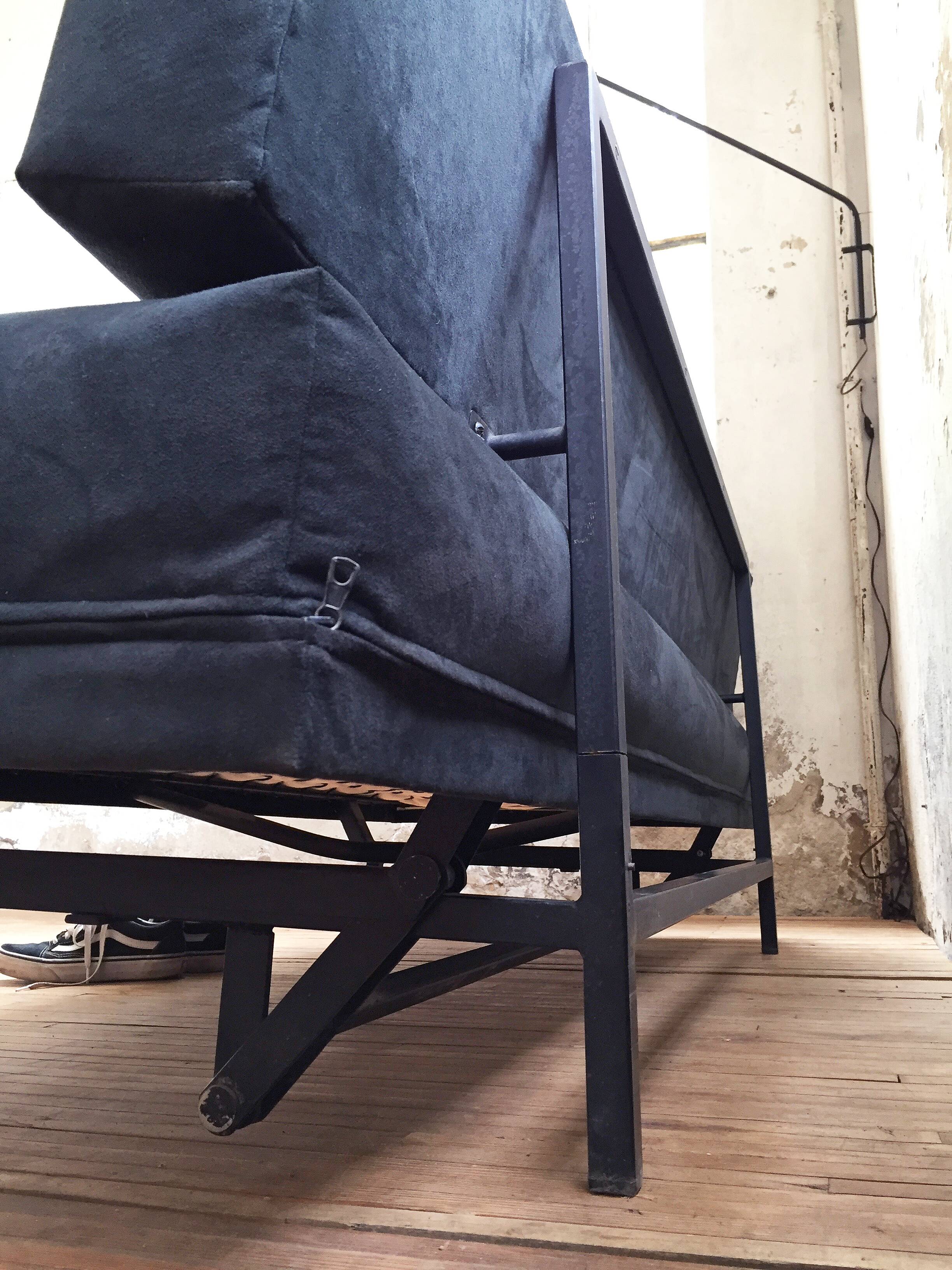 André Simard bench sofa for Airborne