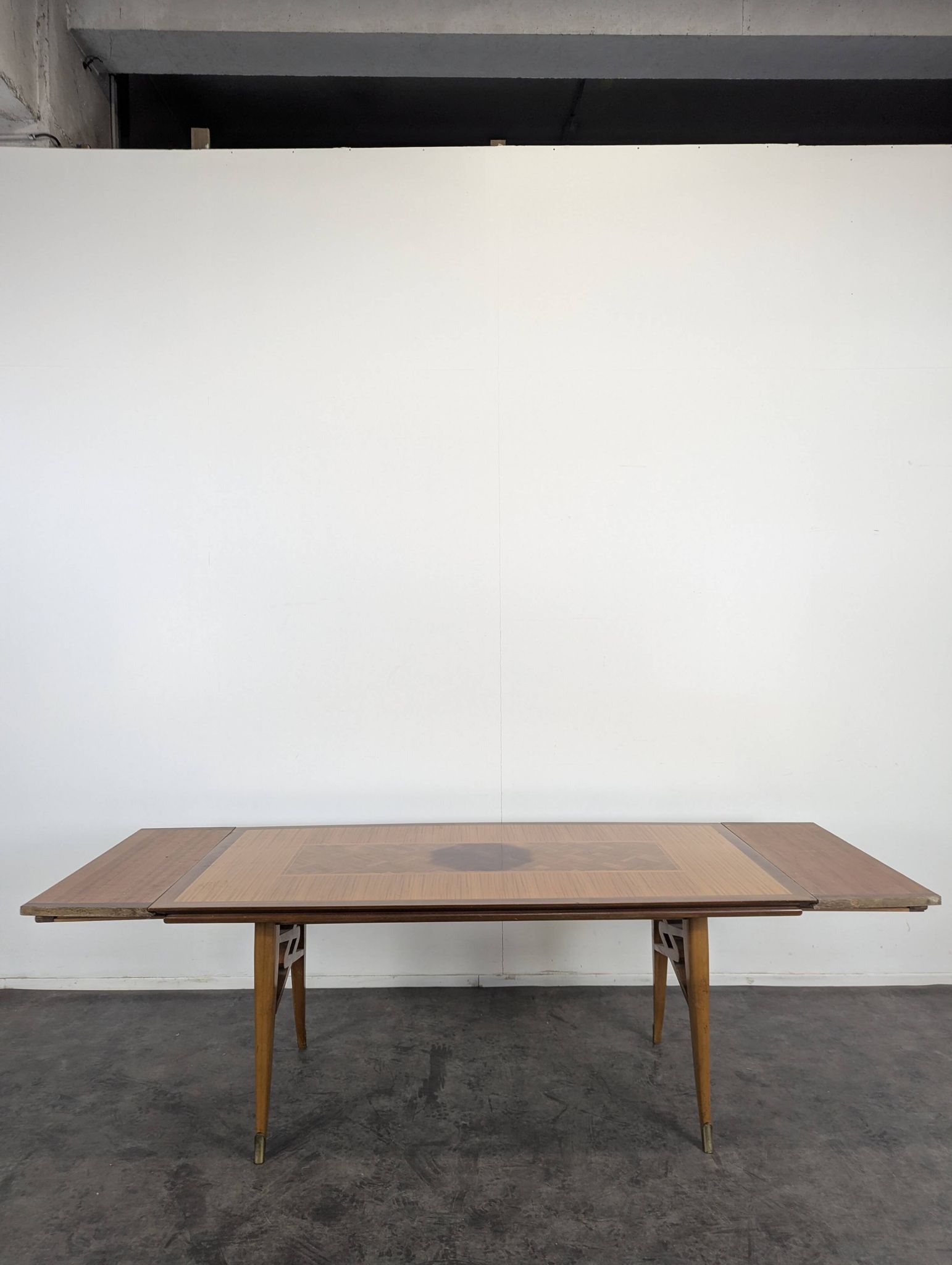 Polyester varnished table from the 1960s.