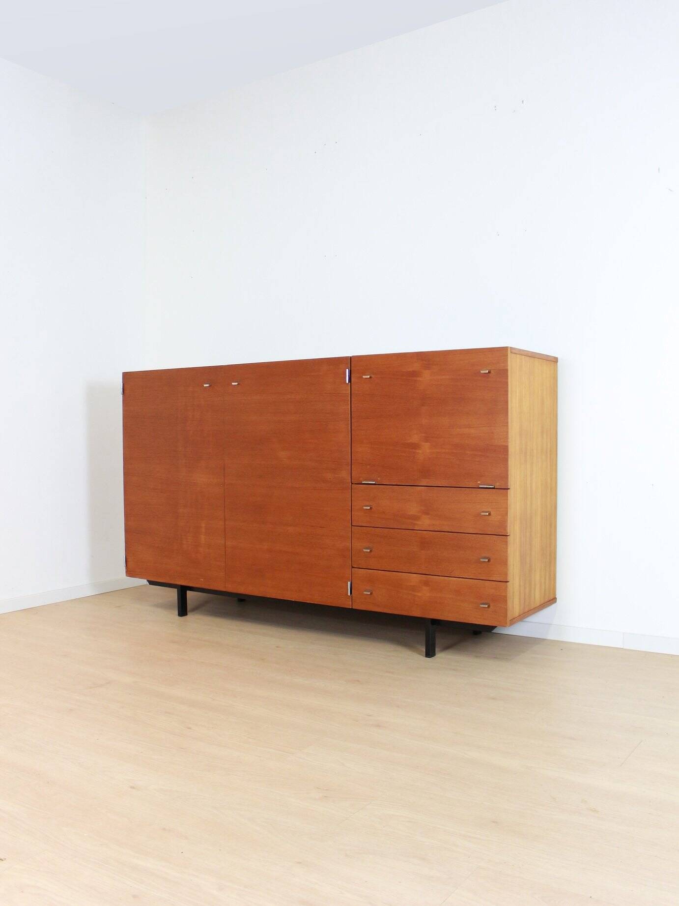Cabinet – Pierre Guariche, Meurop
