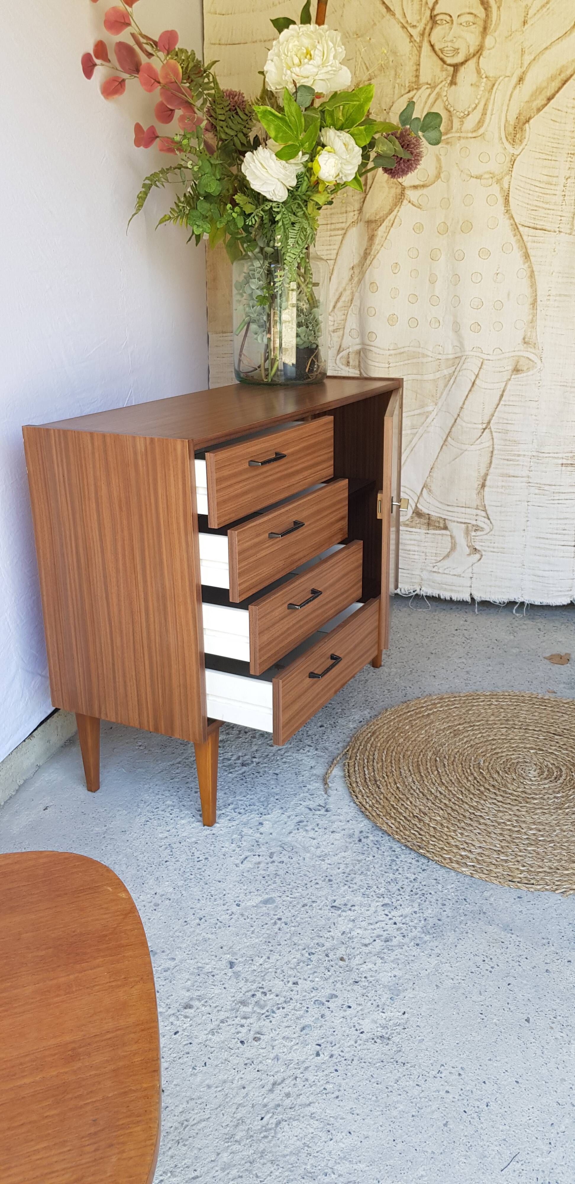 petite enfilade en formica