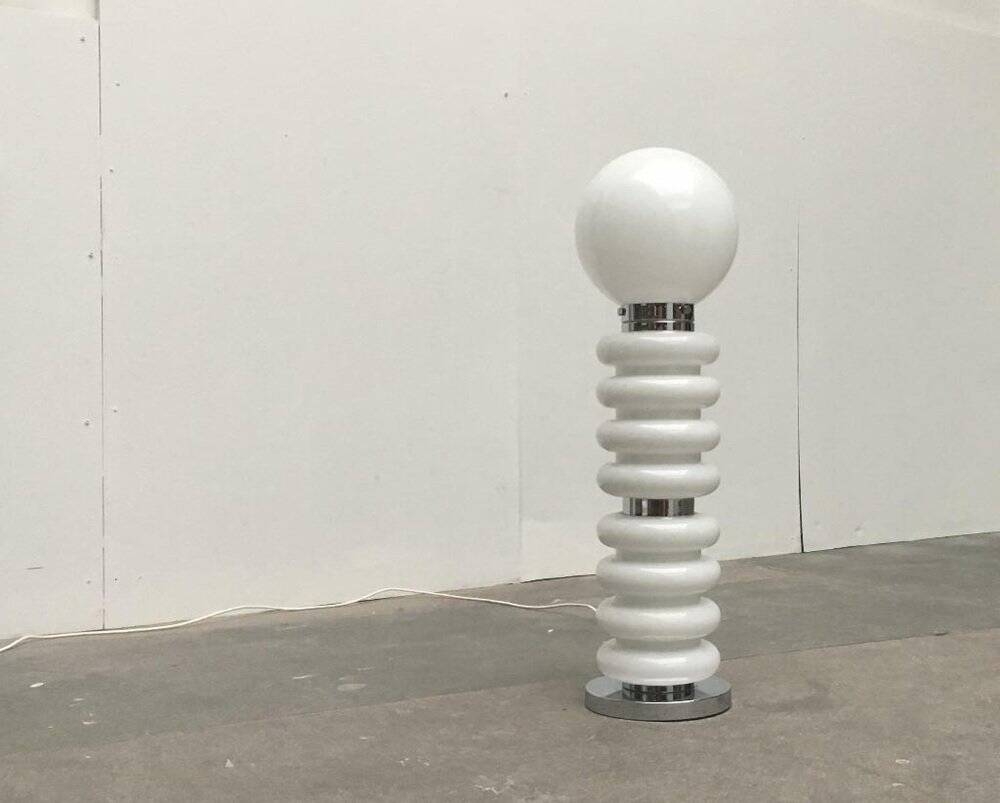 Mid-century space age glass floor lamp by Carlo Nason for JBS, 1960s.