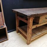 Ancien établi vintage de menuisier en bois, déco industrielle
