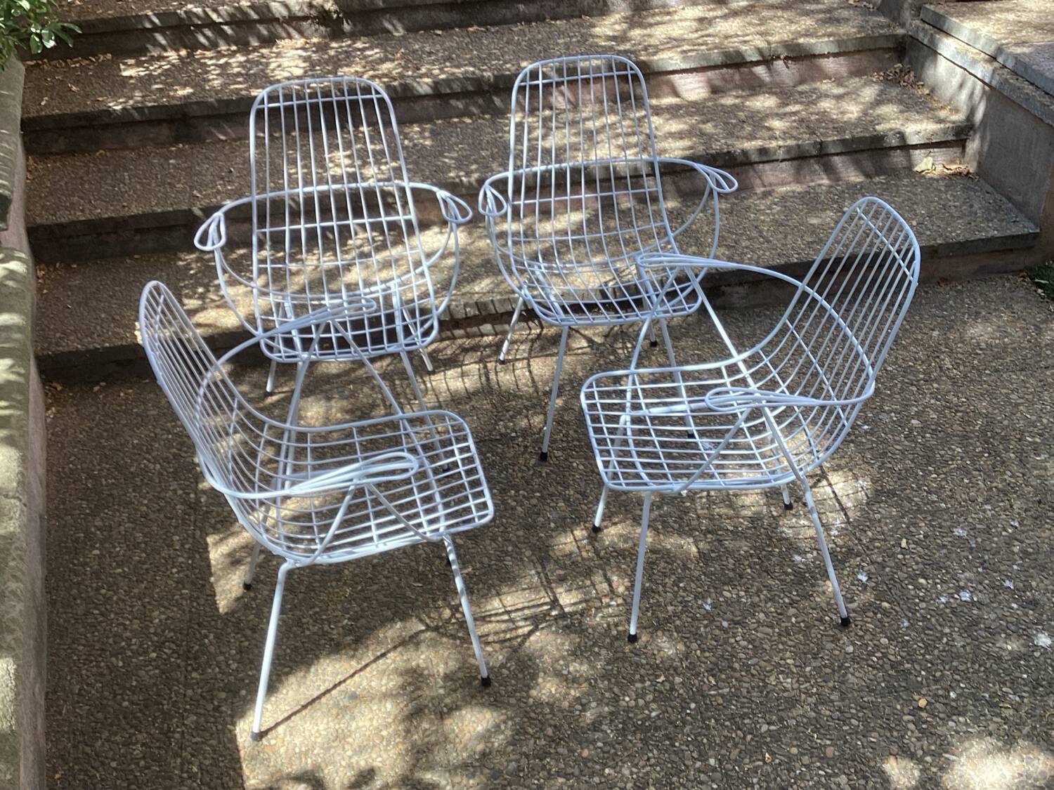 4 vintage 60s garden armchairs in white metal