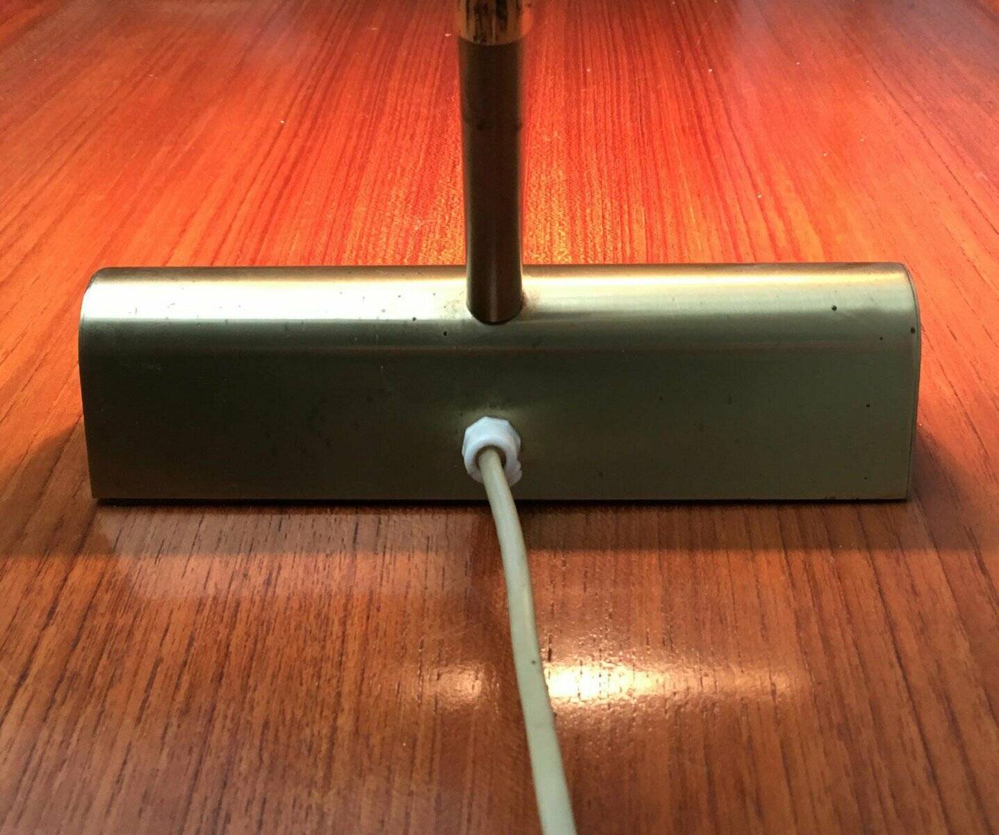 Mid-century brass swan neck table lamp in Hollywood Regency style from the 1960s.