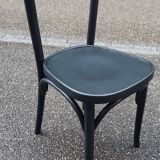 Set of 2 vintage bistro chairs