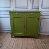 Green Parisian Buffet