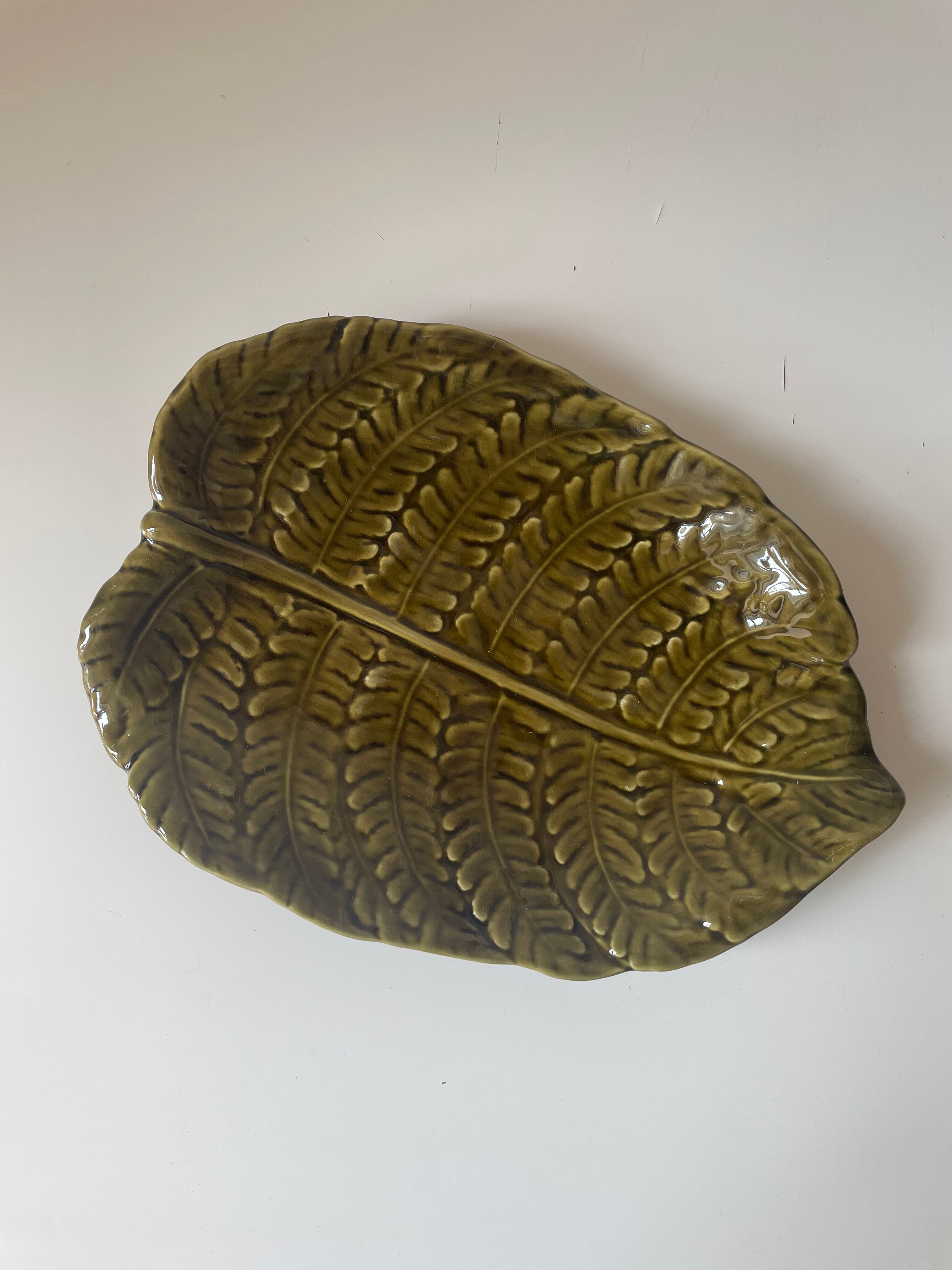 Ceramic fern dish Sarreguemines