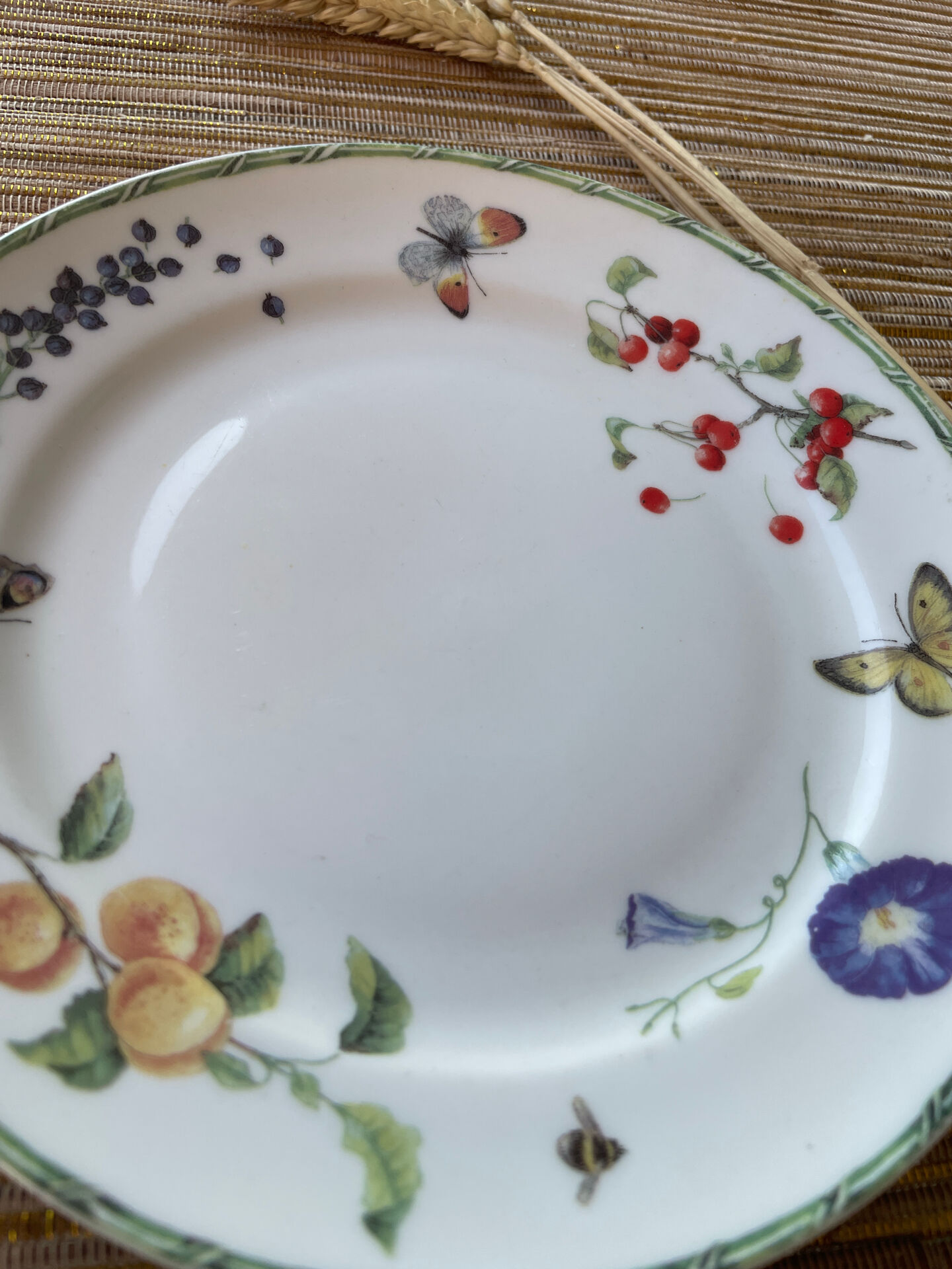 Collector's plate