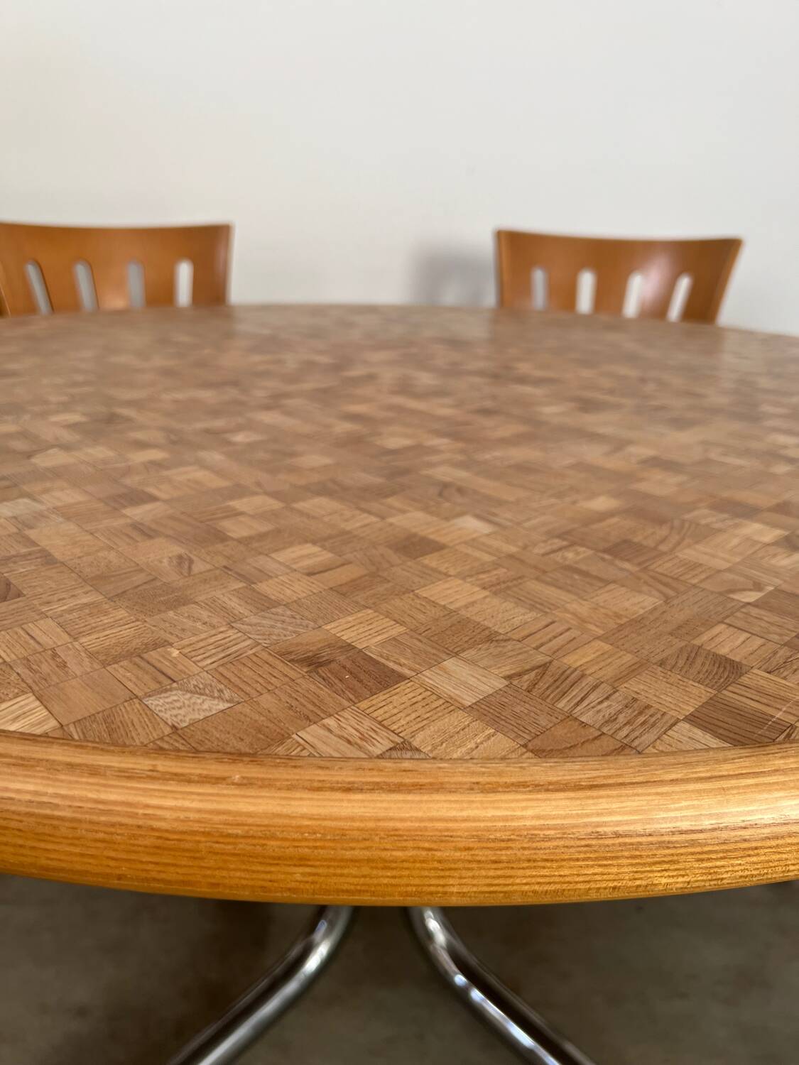 Table en bois marqueté et bois, design Dieter Waeckerlin Idealheim, années 70