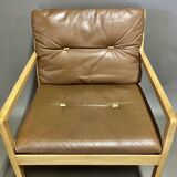 SCANDINAVIAN DESIGN LEATHER ARMCHAIR “BERNT PETERSEN” 1960.