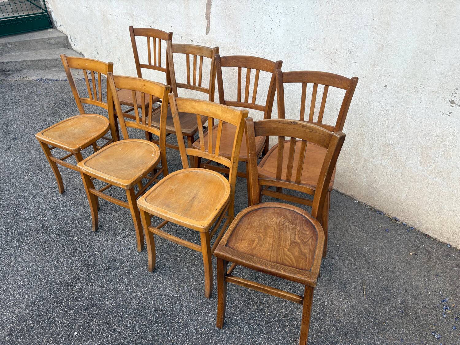 Set de 8 chaises bistrot