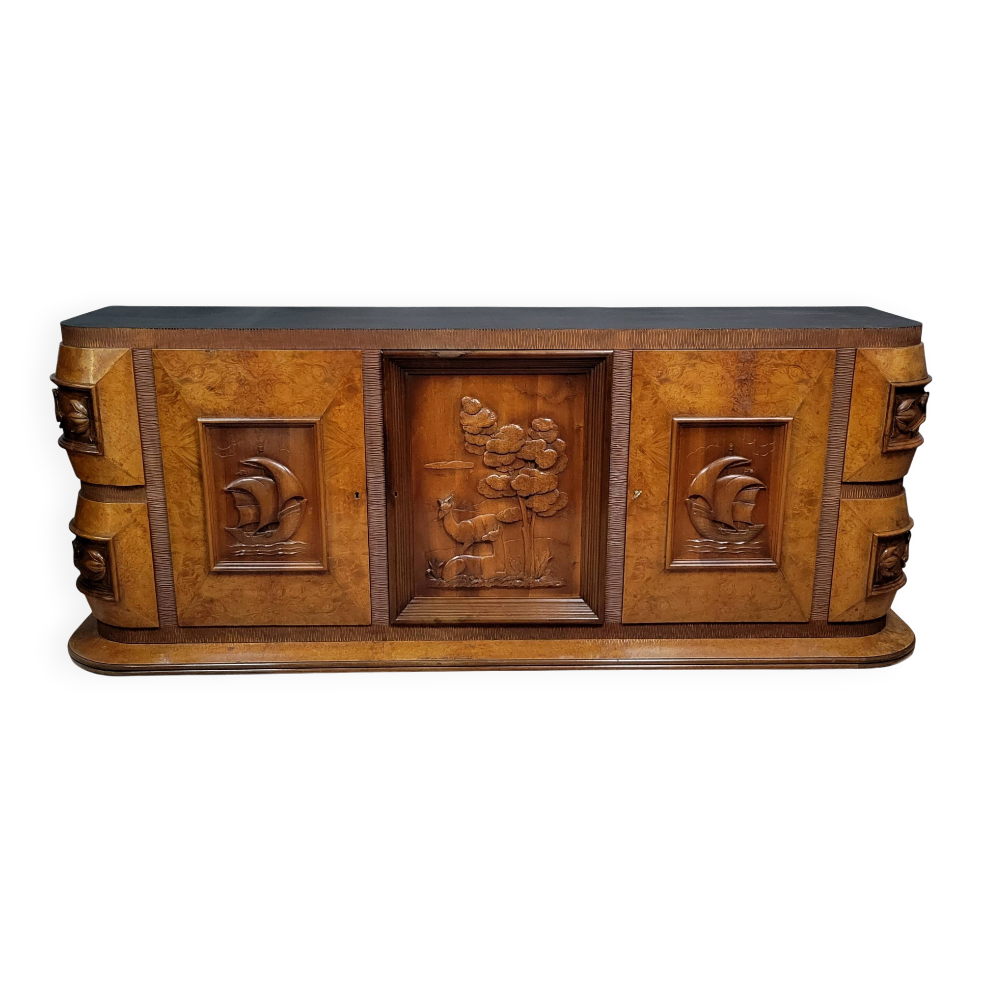 Pier Luigi Colli: Art Deco period sideboard in burl and carved wood