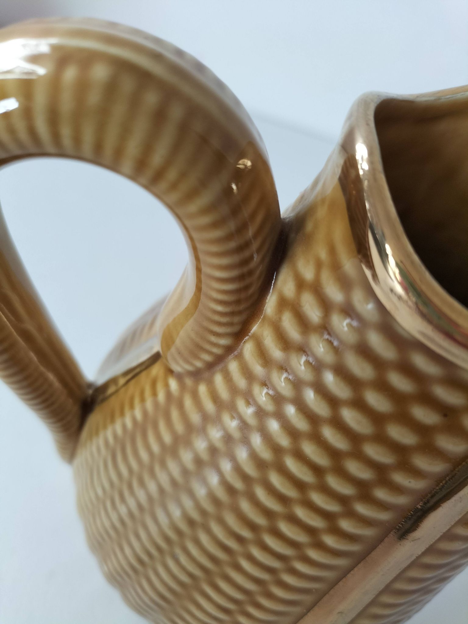 Corn cob slipware jug – gilded highlights