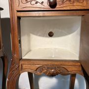 Pair of antique bedside tables with marble top and ceramic niche
