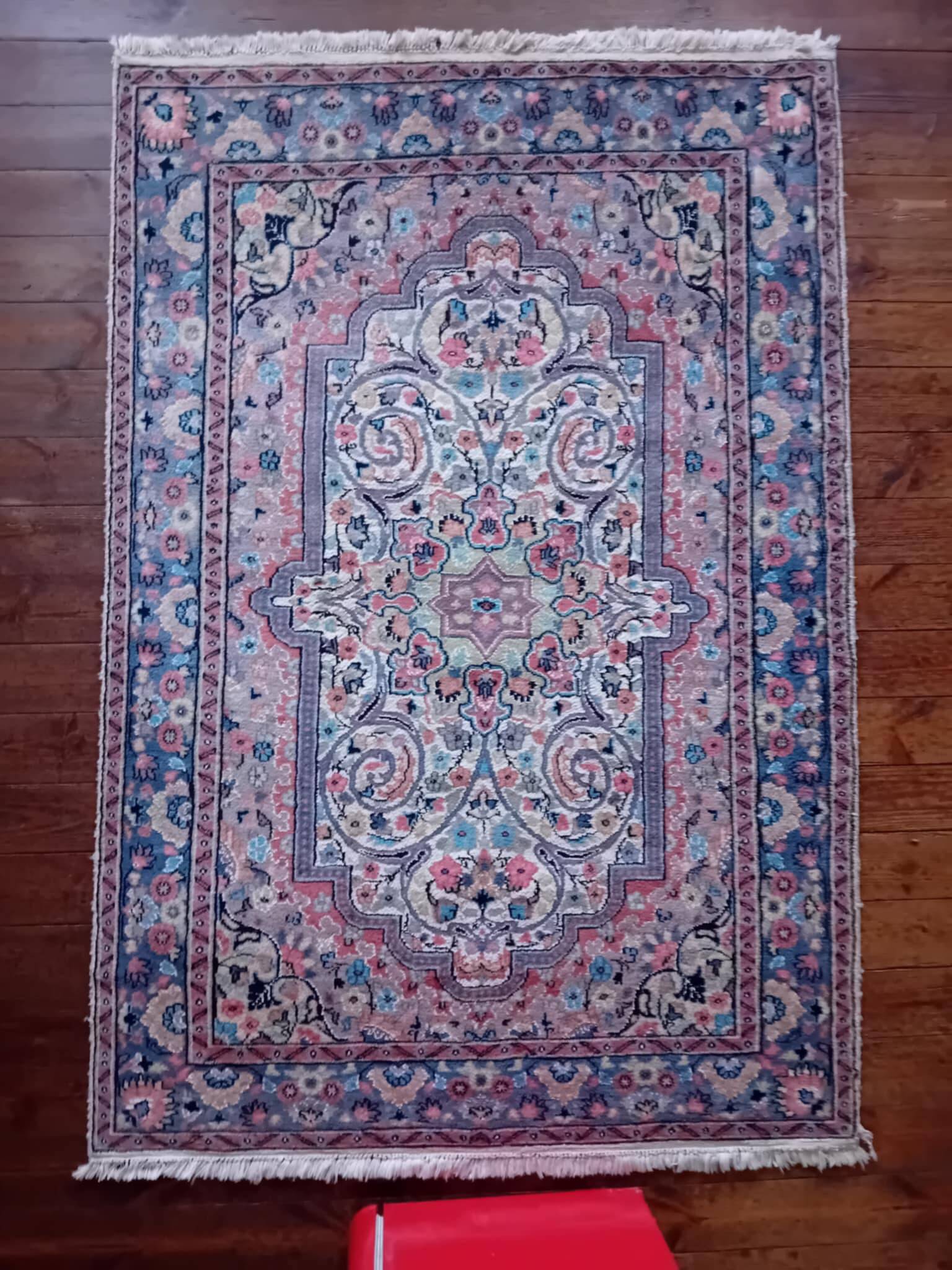 Handmade Pakistani Punjabi Rug 187x129cm