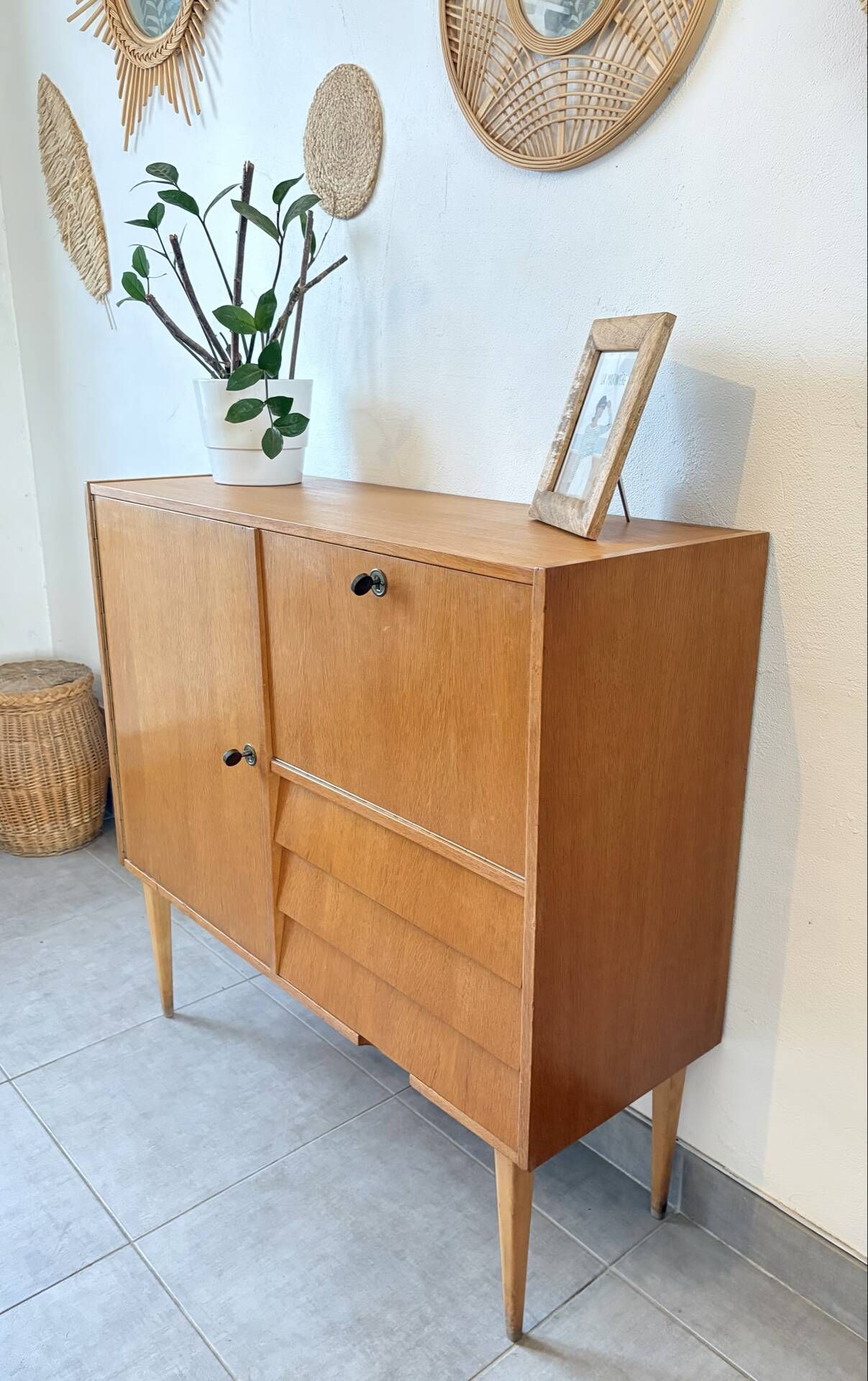 Meuble de rangement / étagère vintage