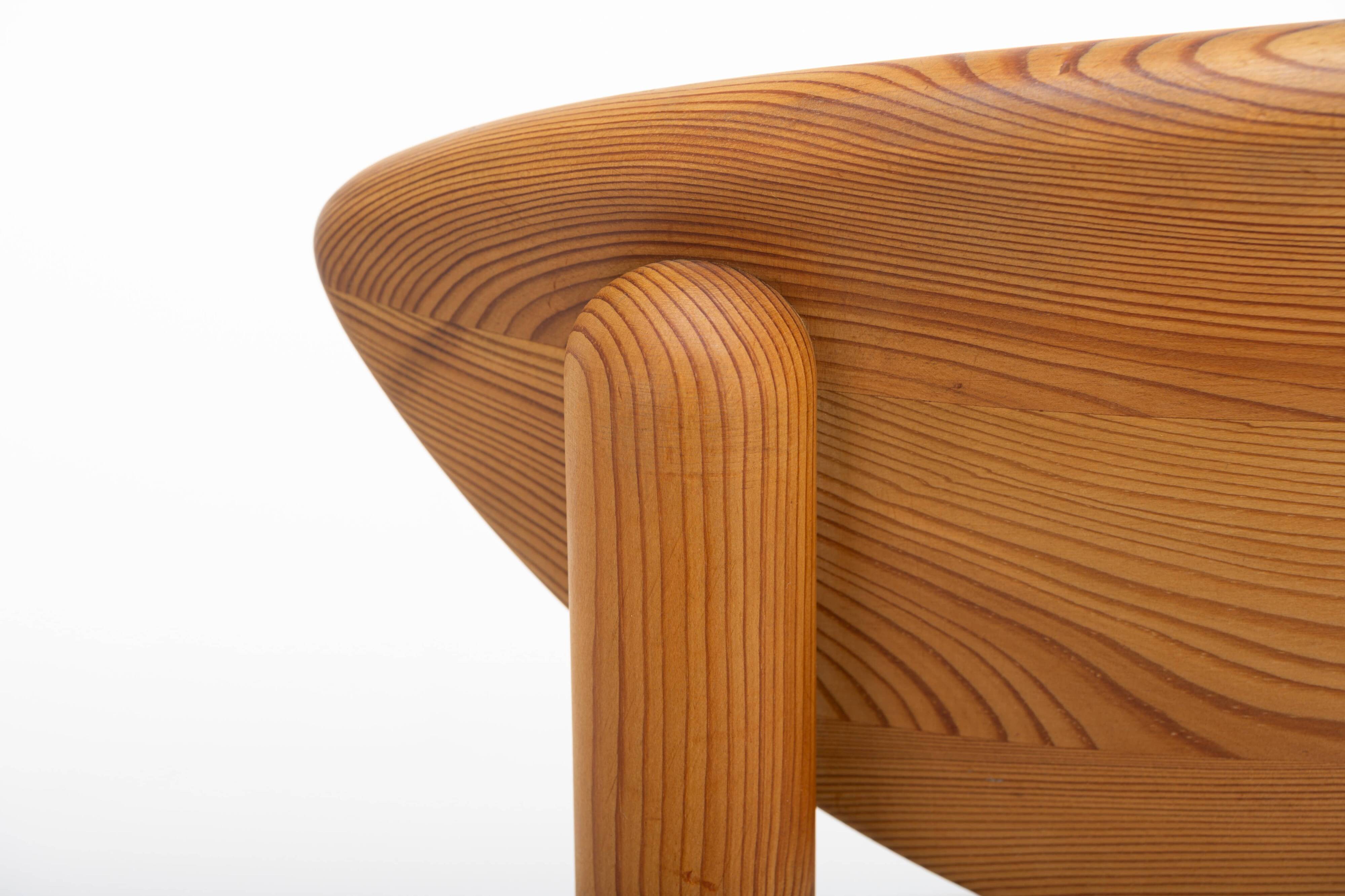 Suite de 6 chaises à repas vintage en pin