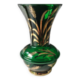 Glassware vase from Monaco/Monte Carlo, stamped with the Crown emblem. In emerald green blown glass, gold ears of wheat patterns. Size 25 x 15 cm