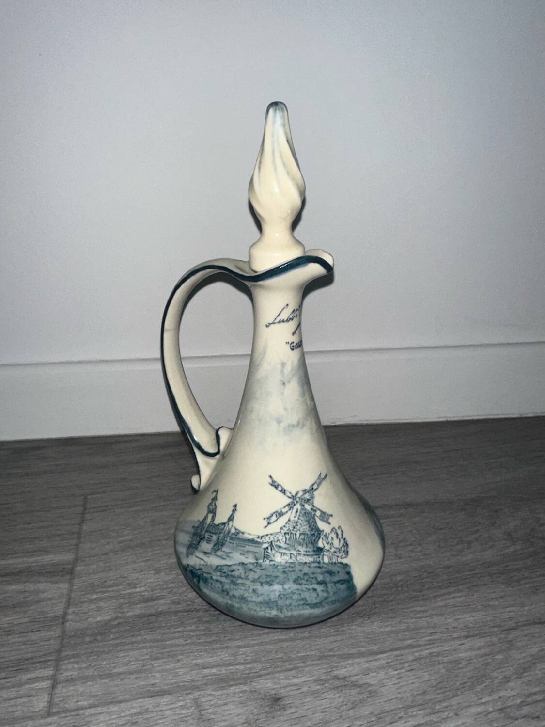 Abbé François Gold Cup enamelled stoneware ewer