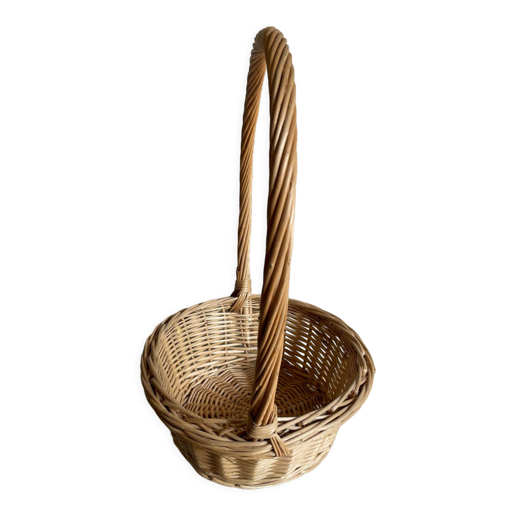 Round beige basket high handle