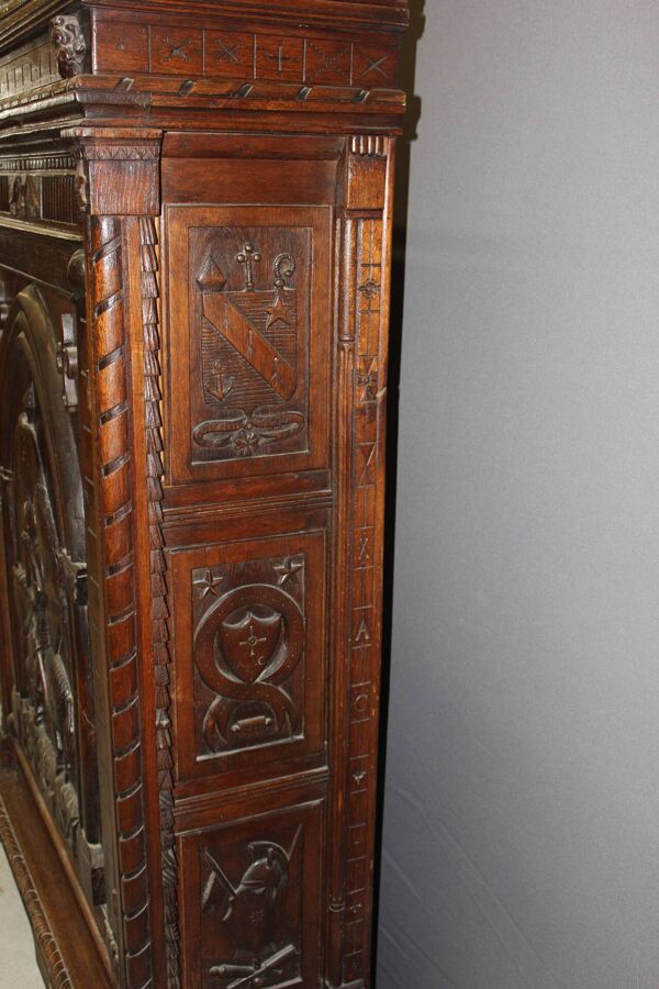 Bonnetière De Style Henri II En Chêne à Décor De Jeanne d'Arc Fin XIX