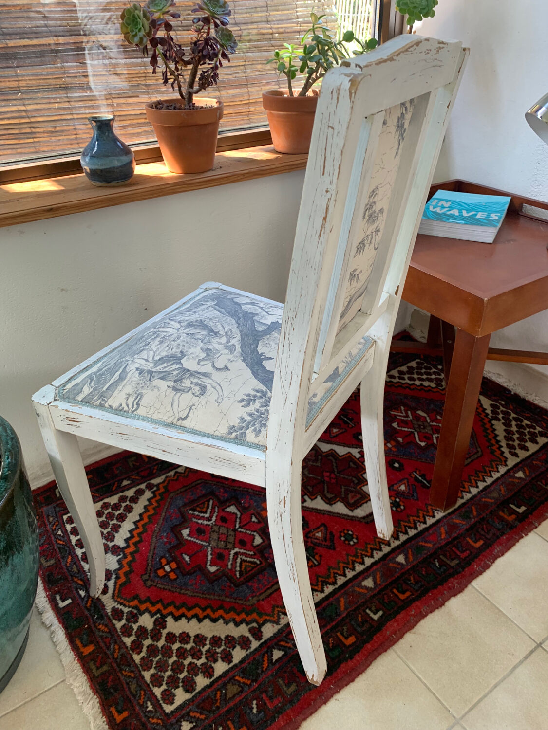 Chaise ancienne tapissée