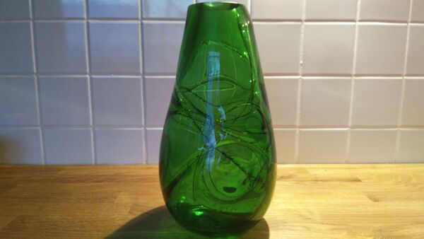 Vase en verre vert 1970s