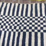 Handmade Moroccan Beni Ourain rug, size 140 x 260 cm.