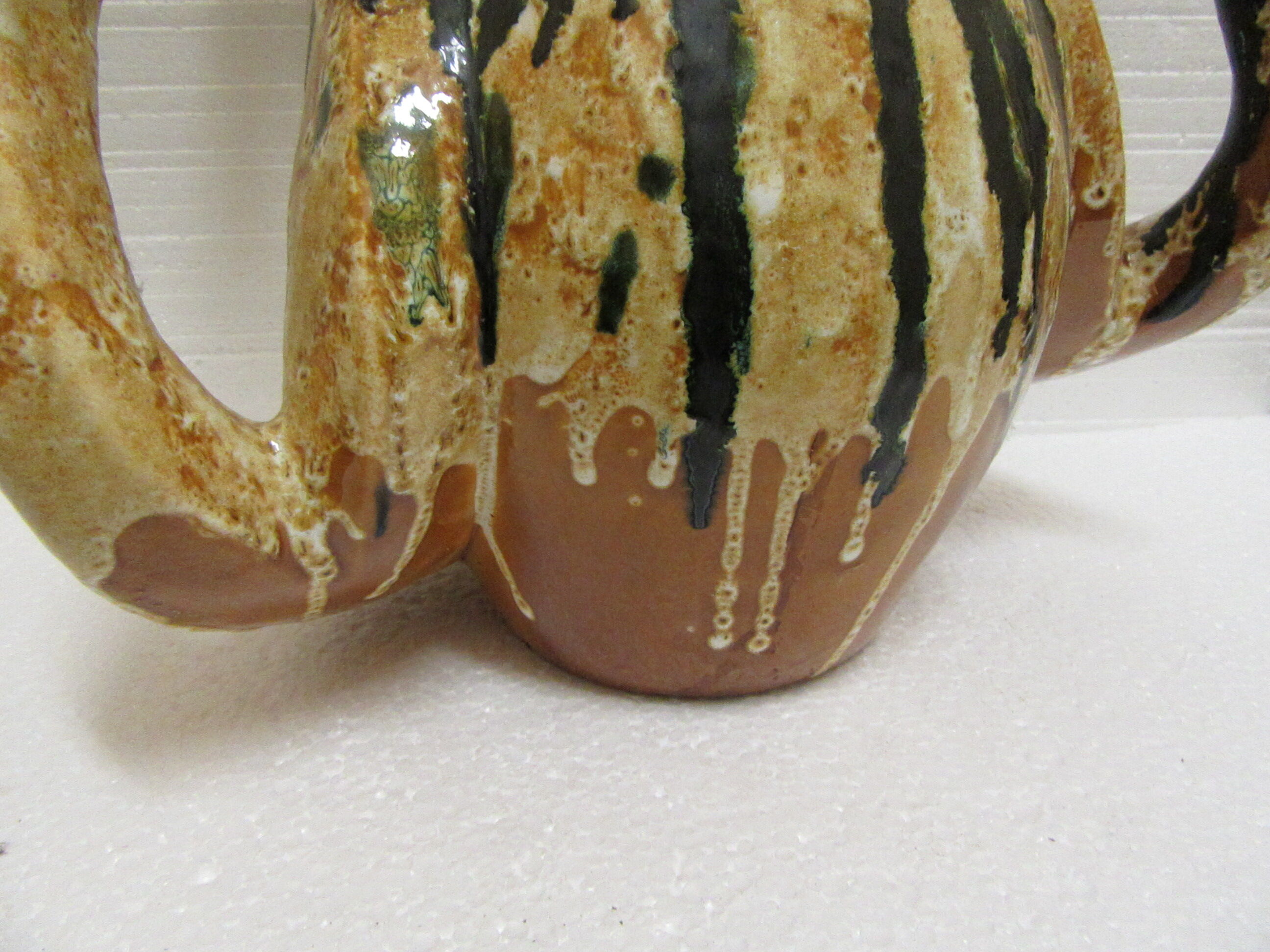 Sars pottery vase